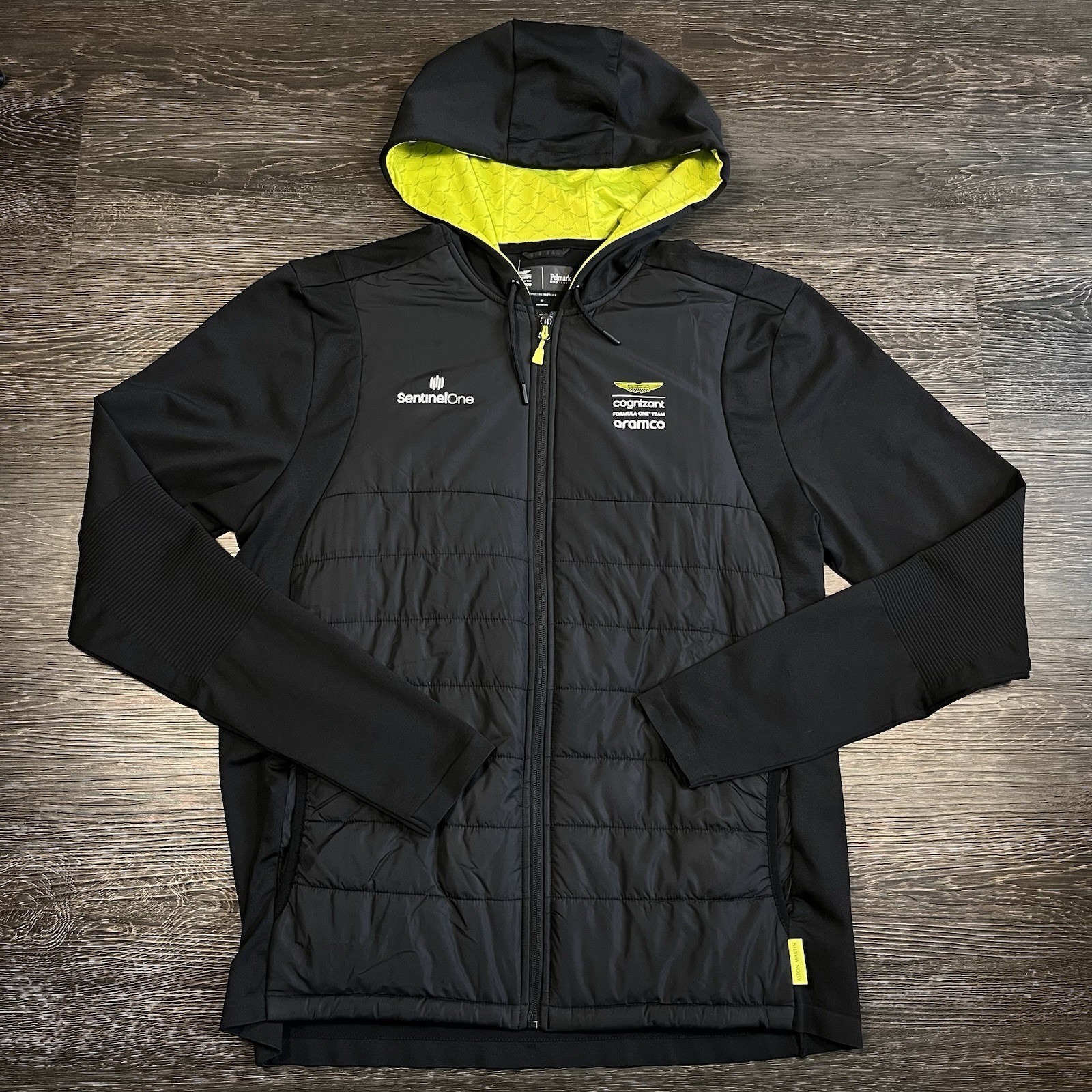 Aston Martin Aramco Cognizant 2023 F1 Team Hybrid Jacket Official Pelmark Mens L